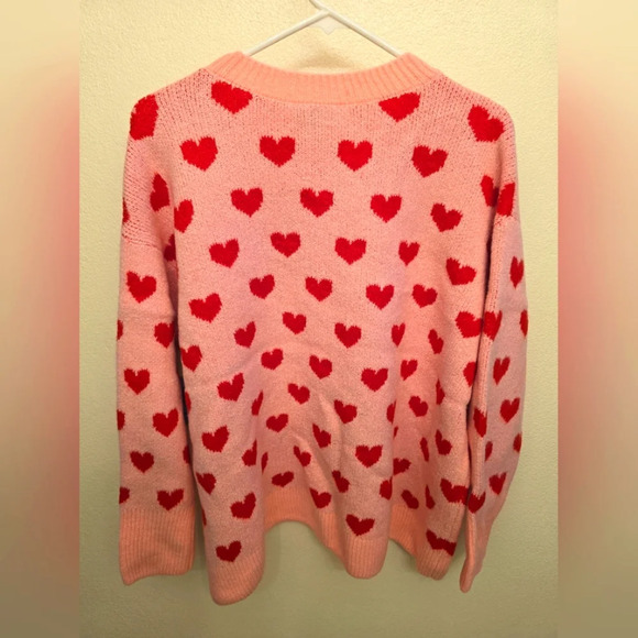 NWT CeCe Ladies Pink and Red Heart Crewneck Sweater - Picture 2 of 2